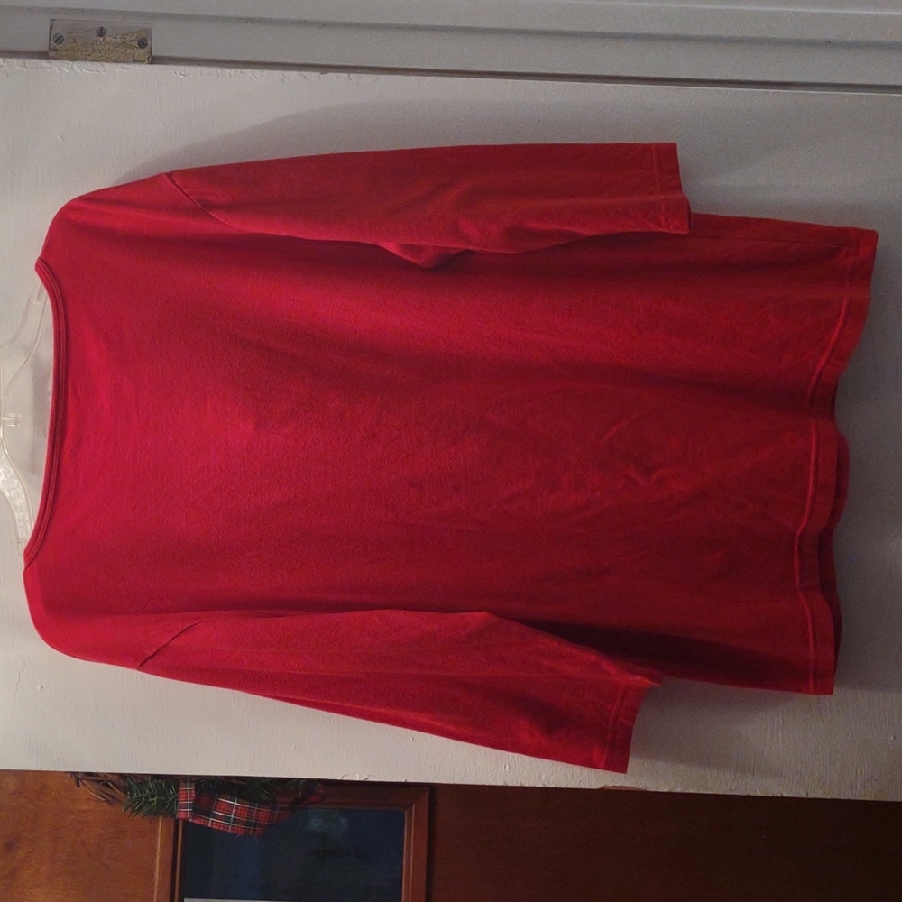 Ladies Red long sleeved shirt - Picture 5 of 5
